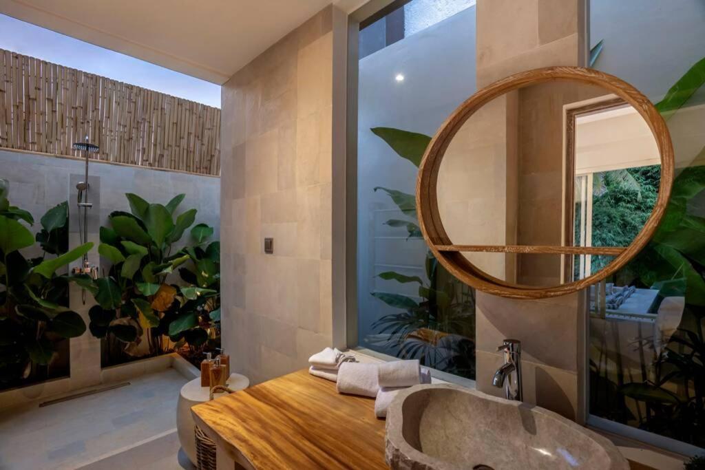 Villa White Lotus By Balisuperhost Ubud  Exterior photo